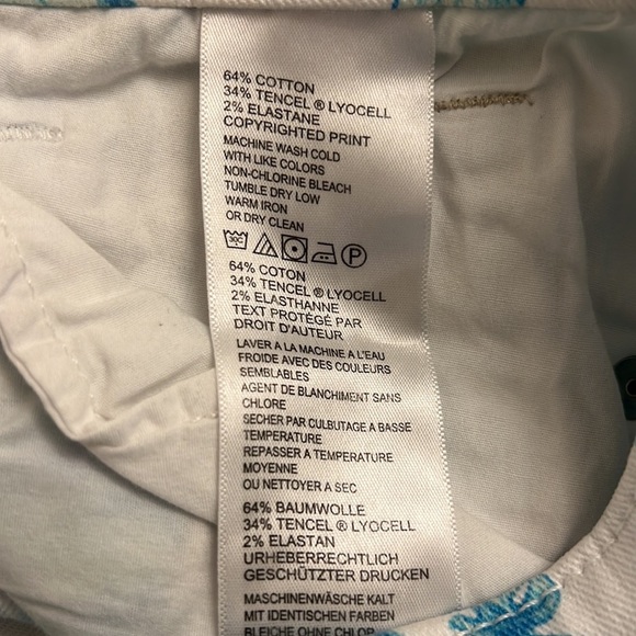 Tommy Bahama ladies capris - Picture 6 of 6